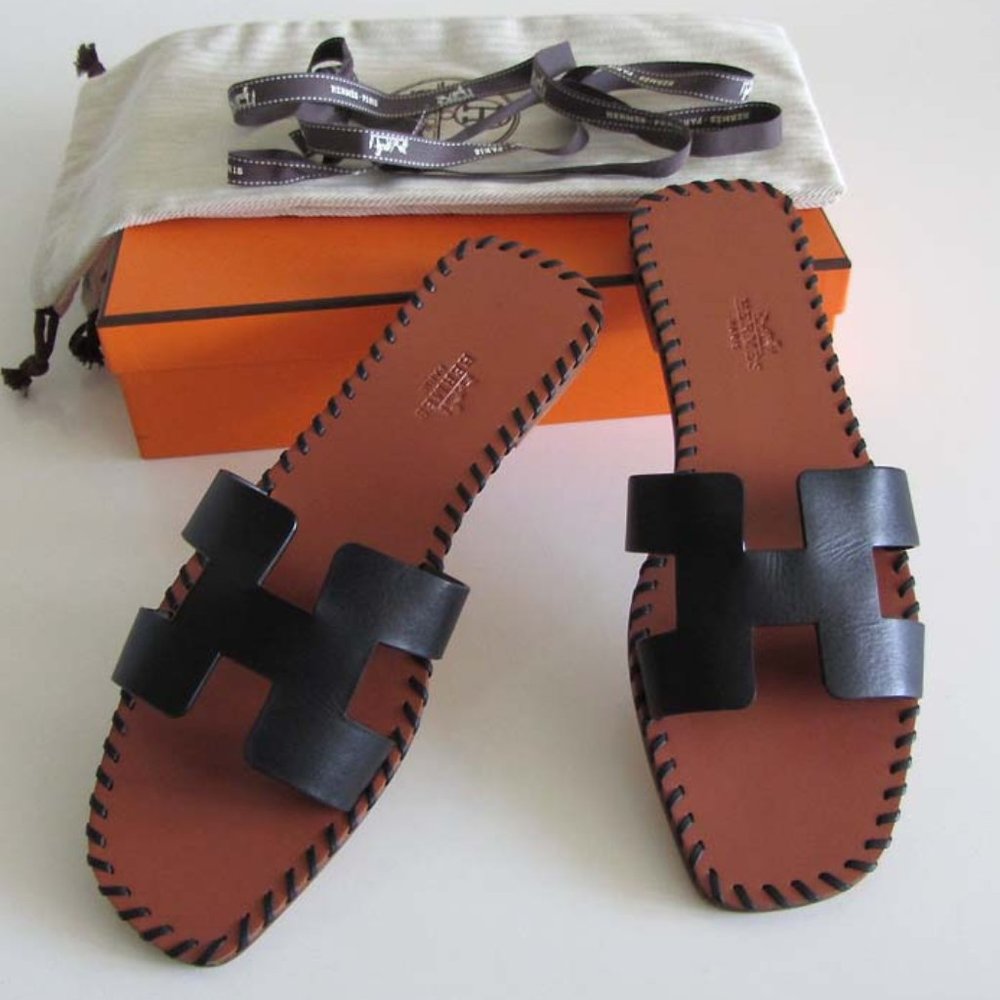 HERMES Oran "H" cut-out black braided sandals 41 Italy